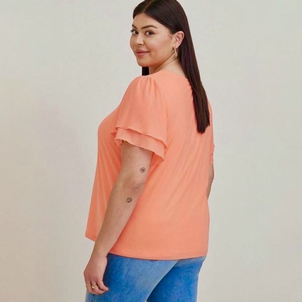 TorridâStretch Mesh & Challis Coral Crew Neck Flutter Sleeve Top Sz 1X - Picture 3 of 11